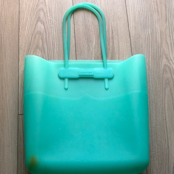 Hunter Bags Hunter Silicon Tote Bah Poshmark